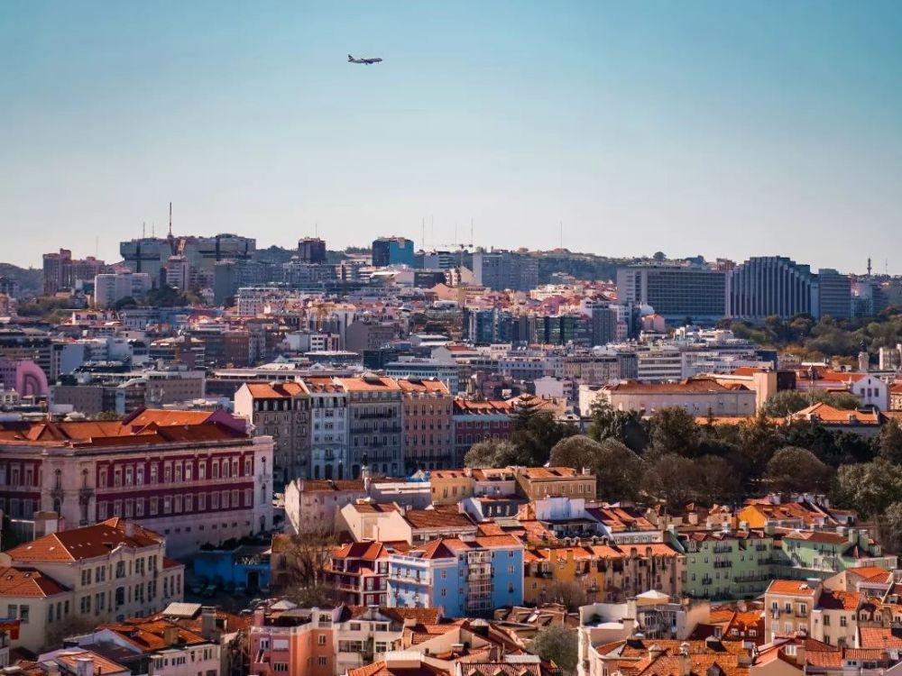 potret Kota Lisbon (instagram.com/vermllllon)