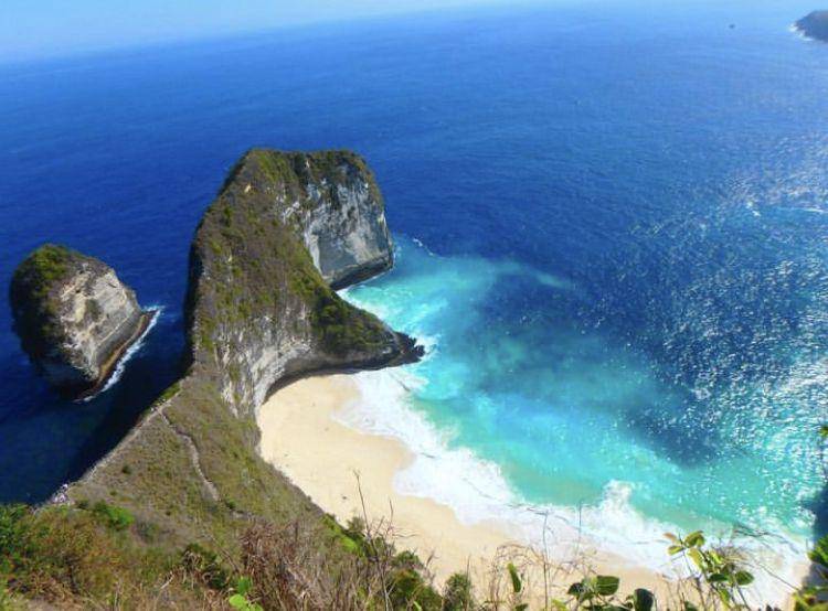 Pantai Kelingking (instagram.com/m.maki.87)