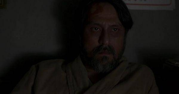 Tokoh Bapak di hunian barunya ( Dok. Rapi Films / Pengabdi Setan 2 )
