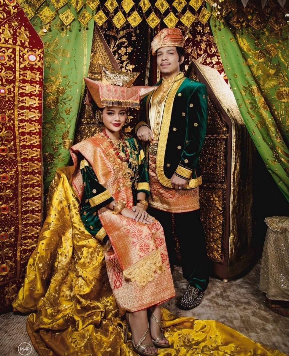 Atta Halilintar dan Aruelie Hermansyah (instagram/attahalilintar)