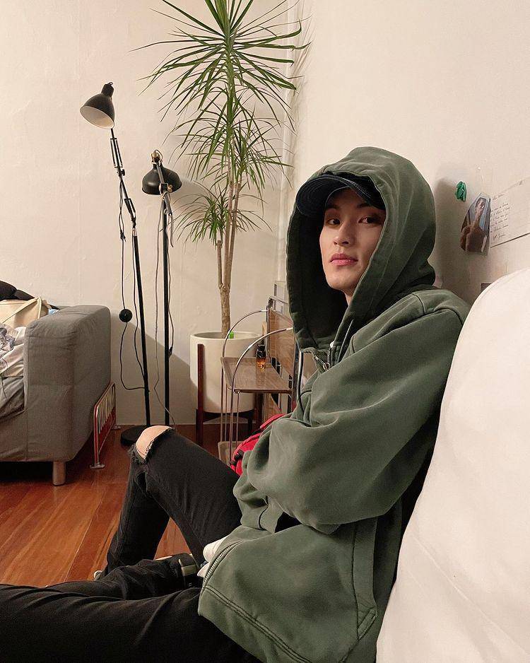 potret Mark Lee (instagram.com/onyourm__ark)