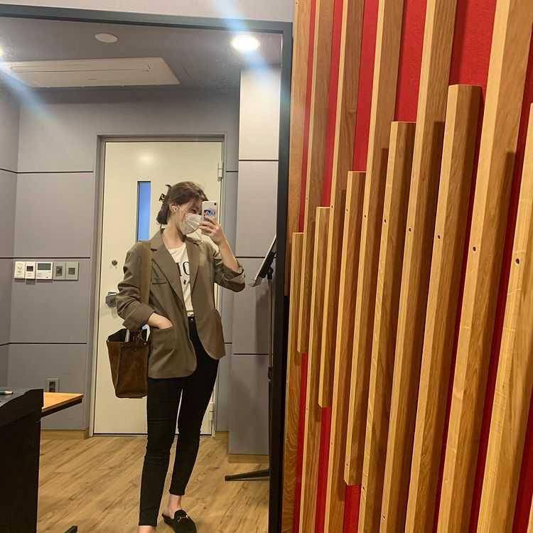 Chaeryeong ITZY (instagram.com/itzy.all.in.us)