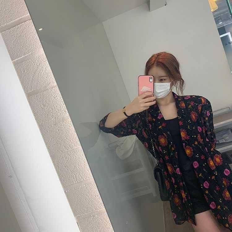 Chaeryeong ITZY (instagram.com/itzy.all.in.us)