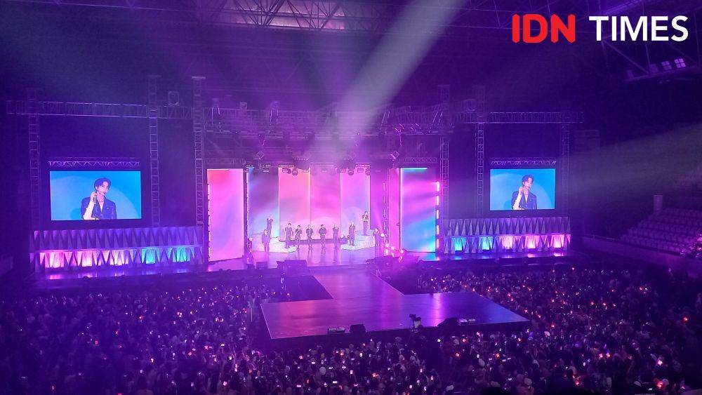 potret THE BOYZ di world tour The B-Zone in Jakarta (IDN Times/Ines Sela Melia)
