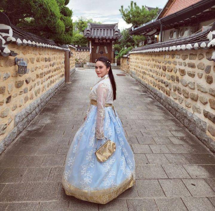 potret liburan Tintin Rayner ke Korea (instagram.com/tintinrayner_athome)