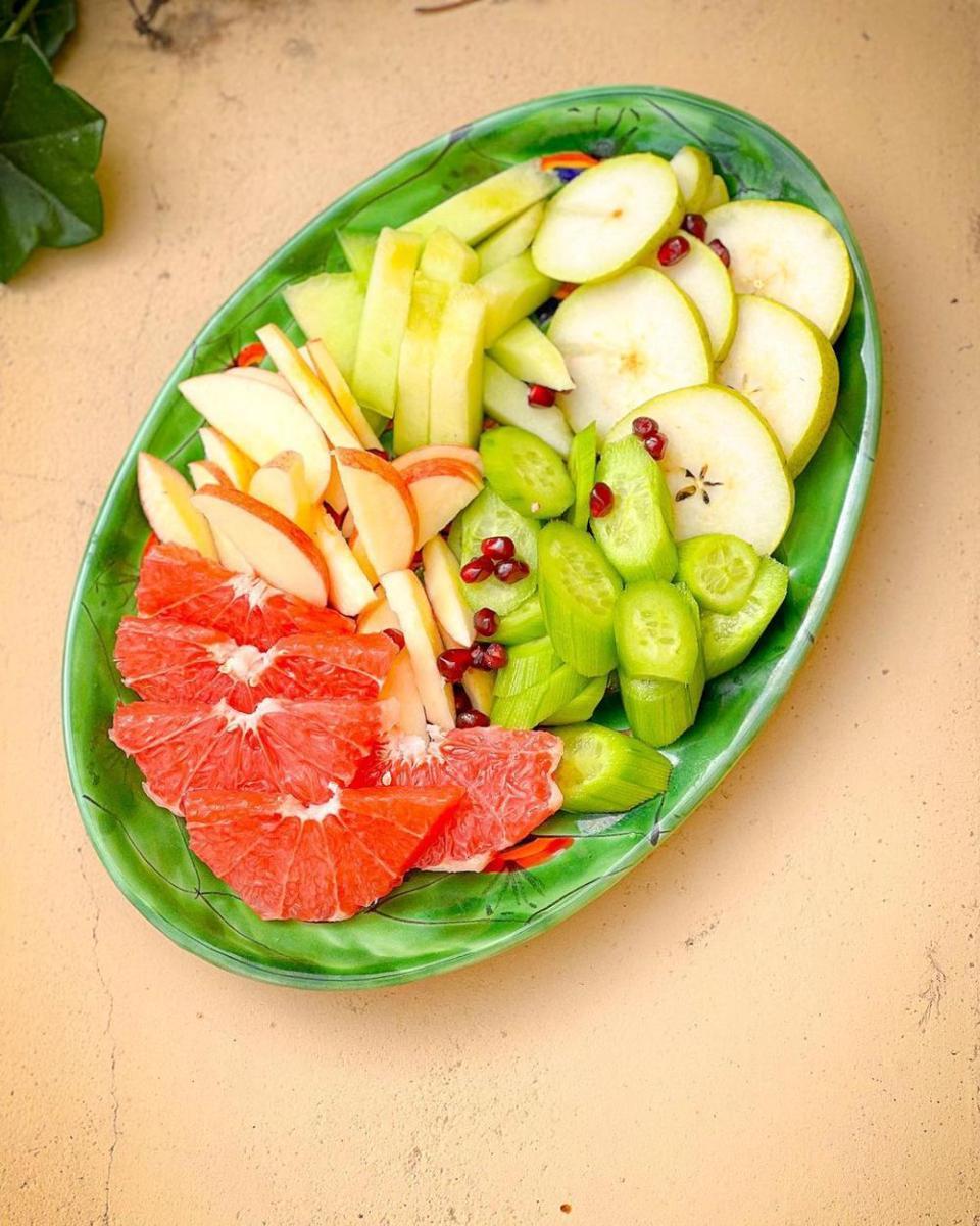 buah potong (instagram.com/mom.kid.world_inkitchen)
