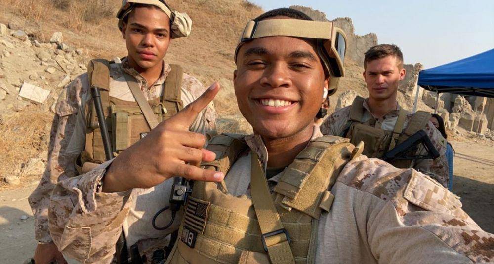 potret Chosen Jacobs dalam film Purple Hearts (instagram.com/chosenjacobs)