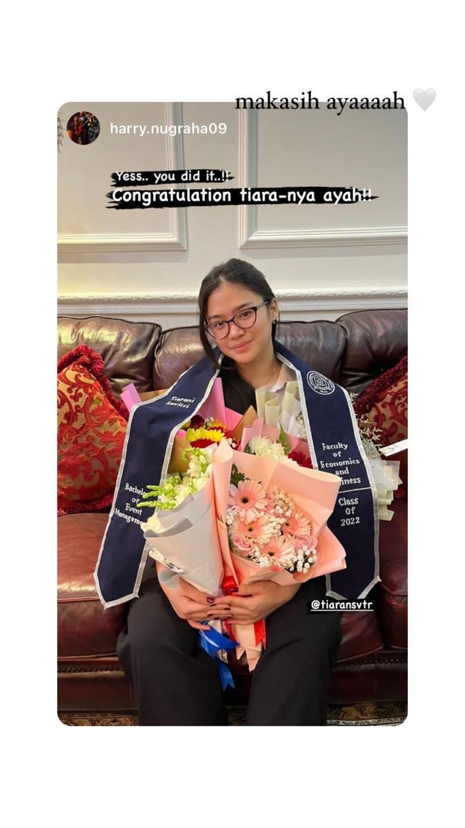 potret kelulusan Tiara Savitri (instagram.com/tiaransvtr)