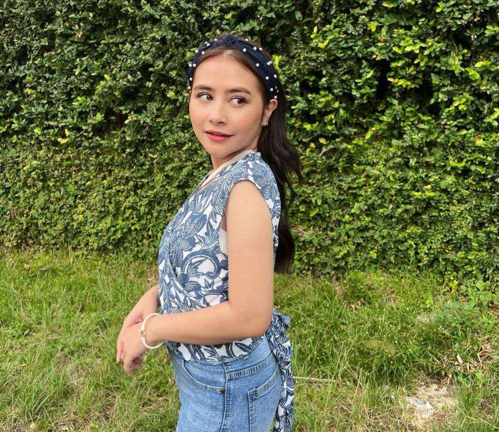 Potret Prilly Latuconsina (instagram.com/prillylatuconsina96)