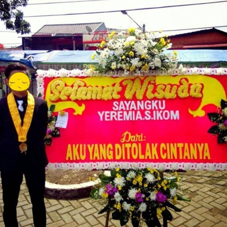 karangan bunga kocak (instagram.com/zona_netijen)