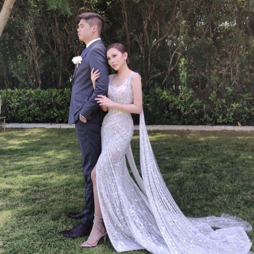 inspirasi wedding dress ala Tex Saverio (instagram.com/texsaverio)