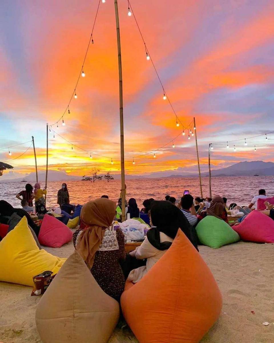 Pantai Sebalang (instagram.com/anandaprmaa)