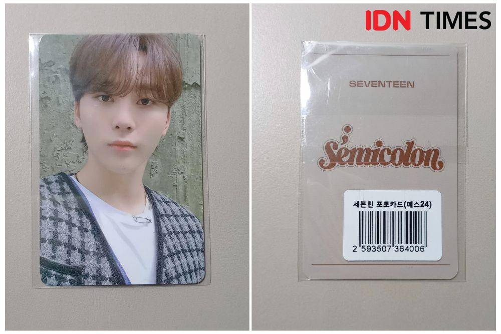 benefit pre-order album Semicolon milik SEVENTEEN (IDN Times/Ines Sela Melia)