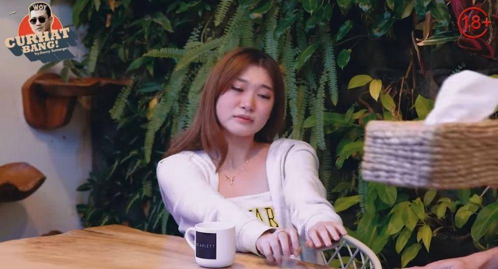 potret Livy Renata di podcast Denny Sumargo (youtube.com/CURHAT BANG Denny Sumargo)