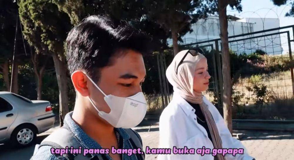 potret Fiki Naki bertemu teman Ome TV di Turki (youtube.com/Fiki Naki)