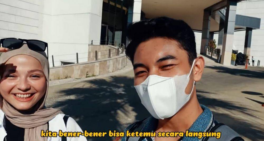 potret Fiki Naki bertemu teman Ome TV di Turki (youtube.com/Fiki Naki)
