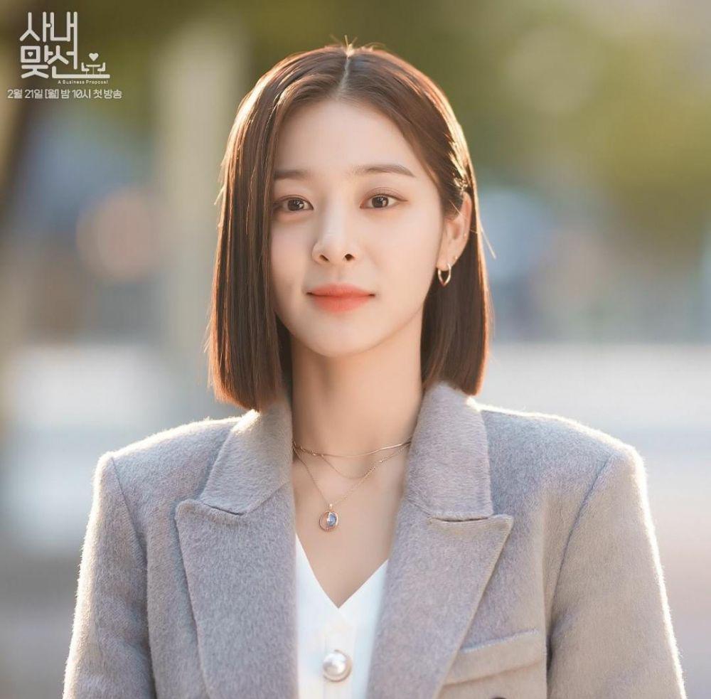 Seol In Ah di drama Business Proposal (instagram.com/sbsdrama.official)