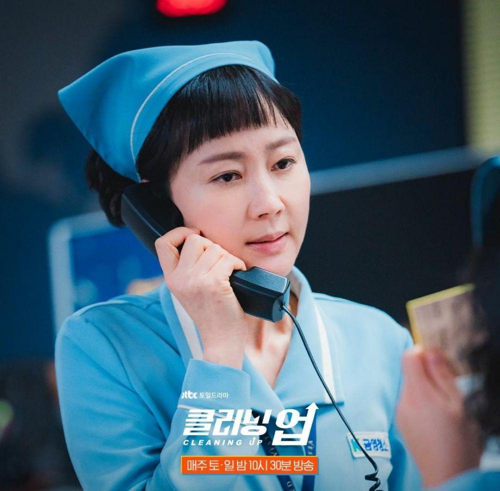 Yeom Jung Ah di drama Cleaning Up (instagram.com/jtbcdrama)