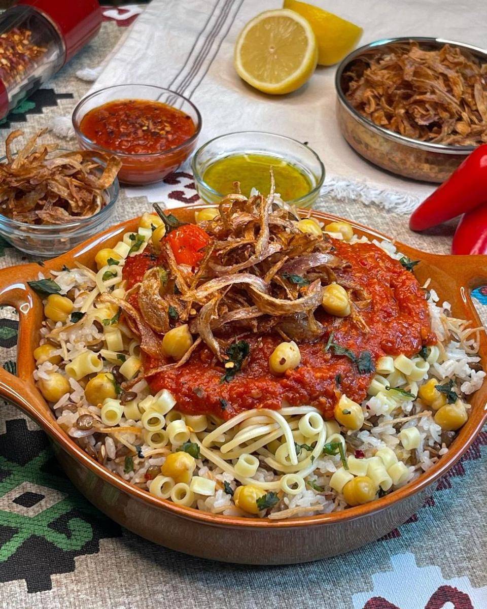 potret Koshari (instagram.com/Bitesandpiecez)