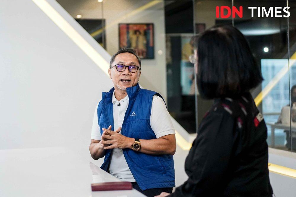 Mau Harga TBS Naik, Jokowi Telepon Zulhas Tiap Hari