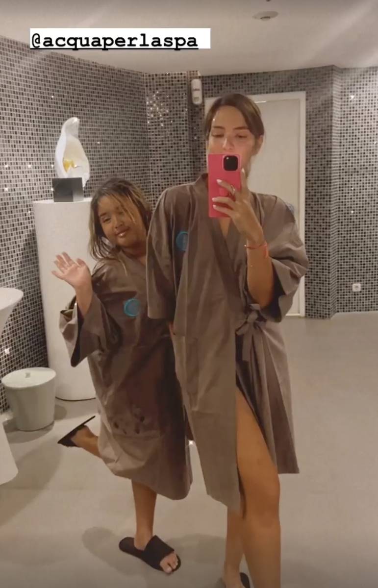Nia Ramadhani dan Mikhayla (instagram.com/ramadhaniabakrie)