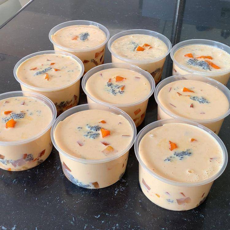 cheese milk mango (instagram.com/cookingwithhel)