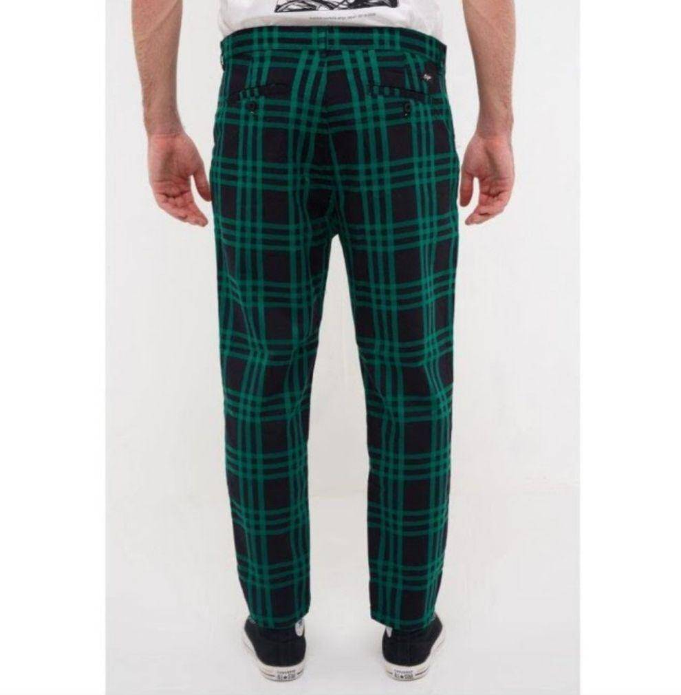 Erigo | Tartan Pants Sara Green (tokopedia.com/Erika Horn)