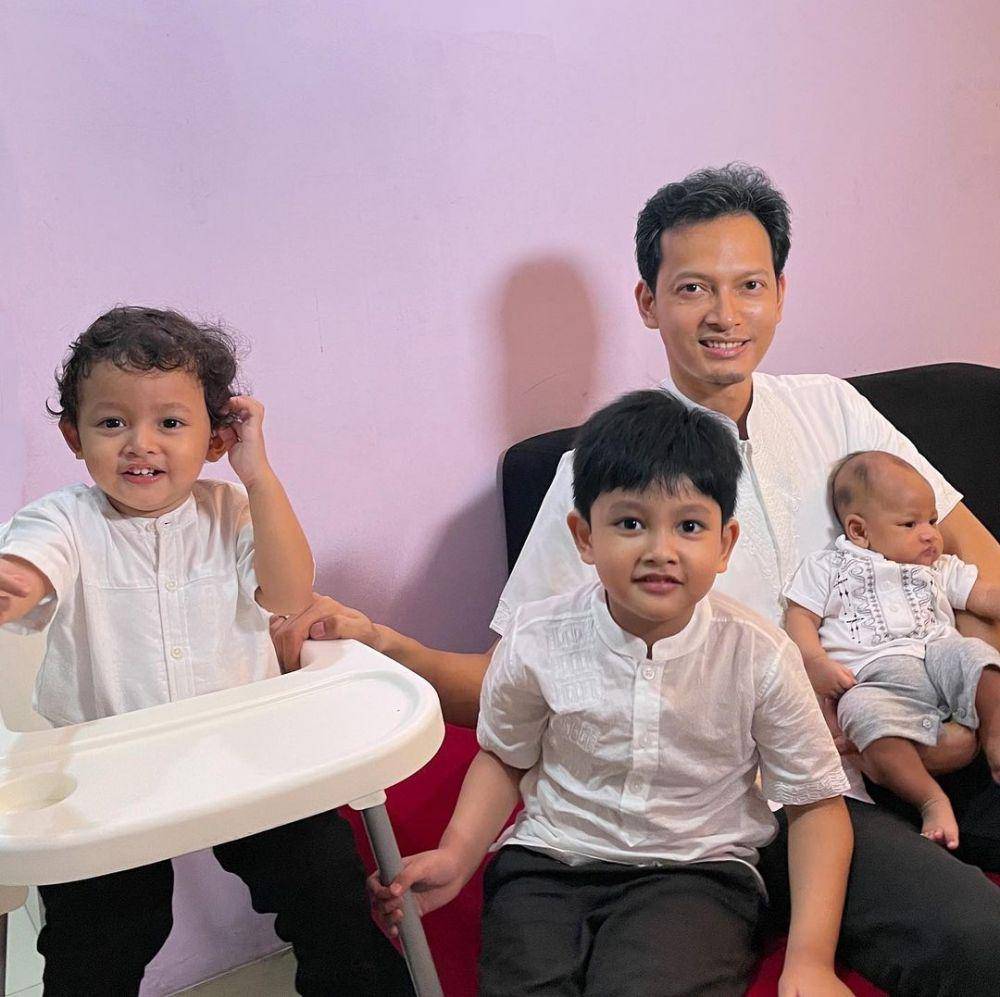 Fedi Nuril dan buah hati (instagram.com/calystavannyws)