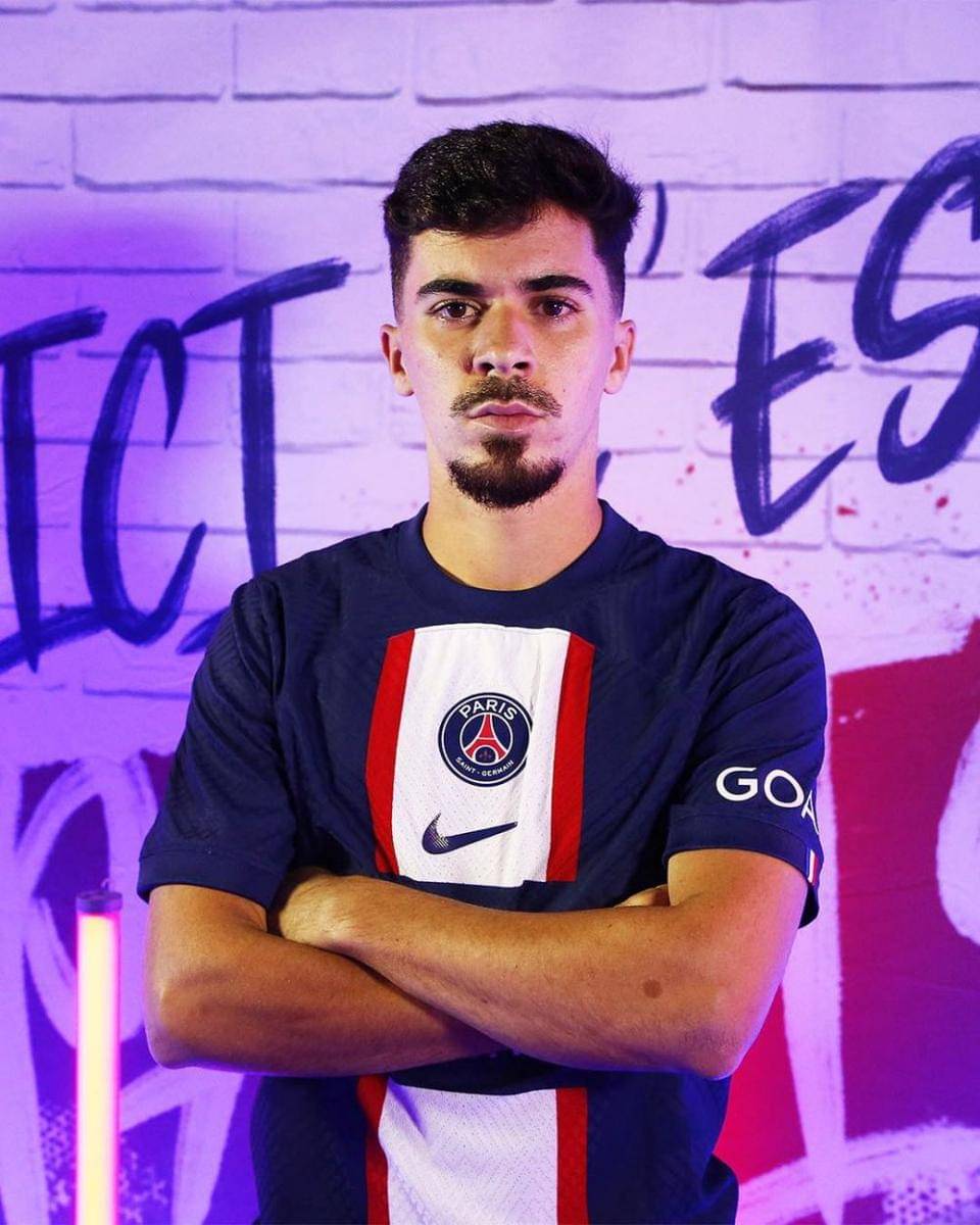 Vitinha (instagram.com/vitinha)