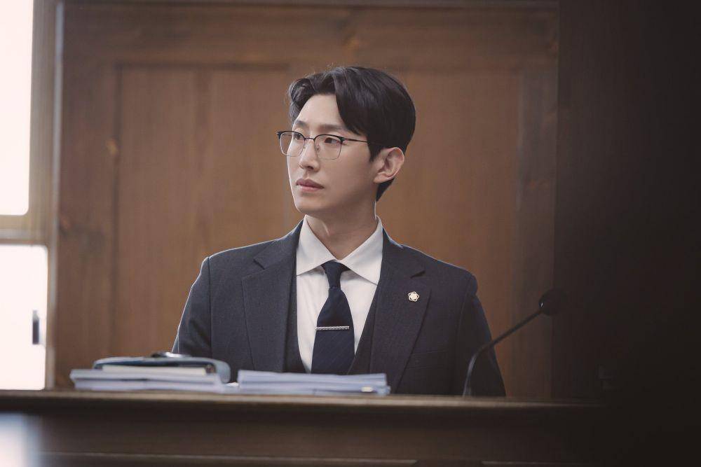 Still cut Extraordinary Attorney Woo (Imdb.com/Extraordinary Attorney Woo [2022]/)