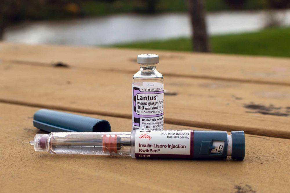 ilustrasi insulin (unsplash.com/David Moruzzi)