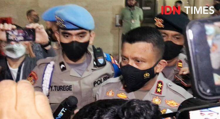 Mantan Kadiv Propam Irjen (Pol) Ferdy Sambo ketika tiba di Bareskrim Mabes Polri Kamis, 4 Agustus 2022. (IDN Times/Gilang)