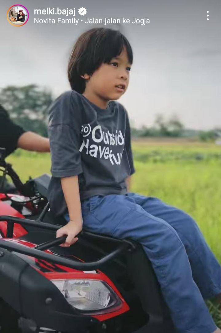 potret Langit Biru Arazka Emil (instagram.com/melki.bajaj)