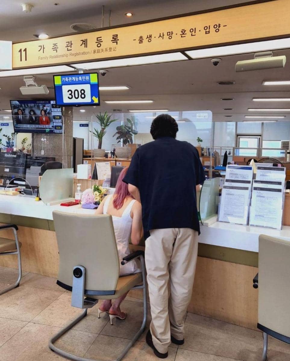 Beenzino dan Stefanie Michova (instagram.com/realisshoman)