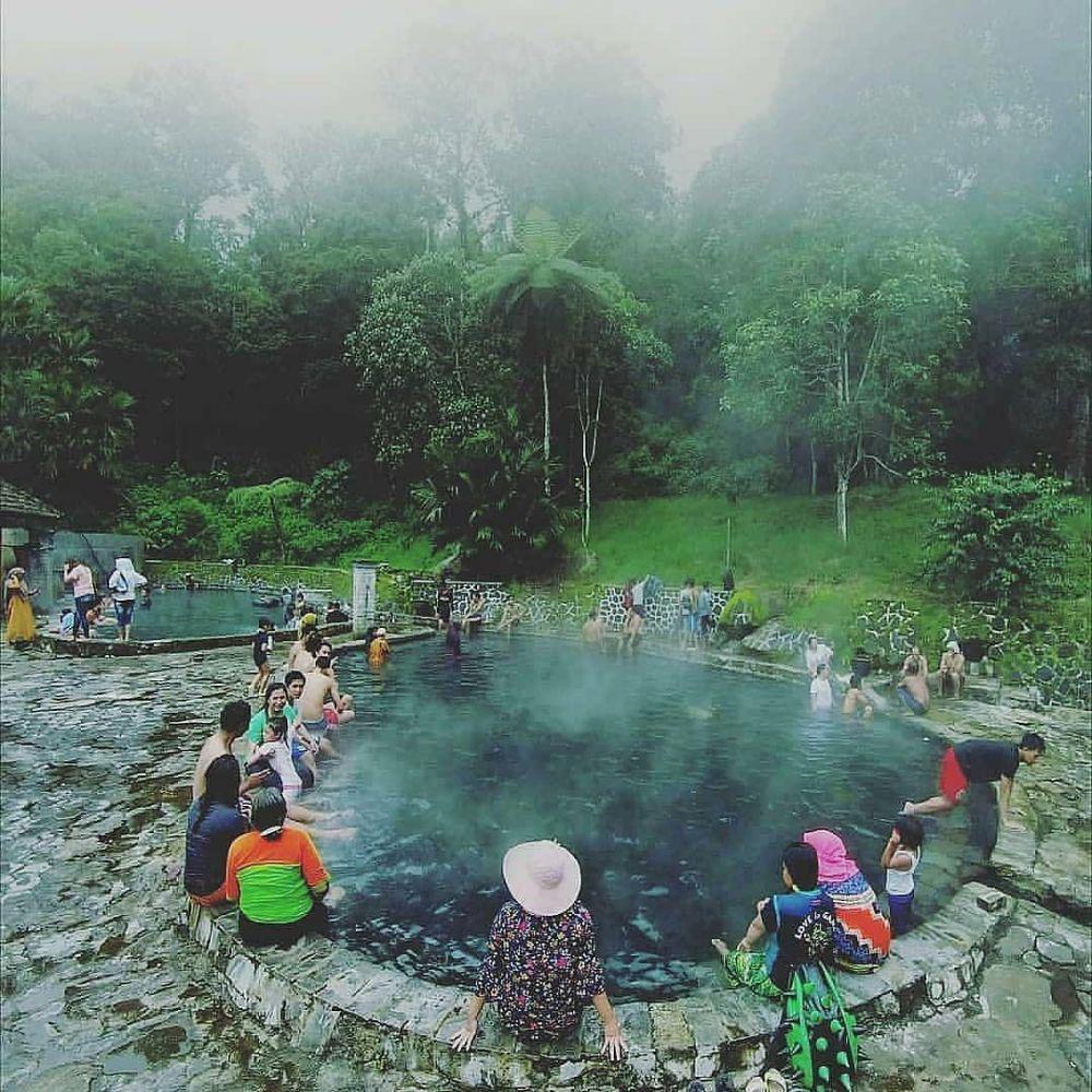 7 Pemandian Air Panas di Jawa Timur Terpopuler