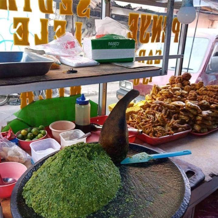 Potret ayam penyet cabe ijo Aa Sipit (instagram.com/ayampenyetcabeijoaasipit)