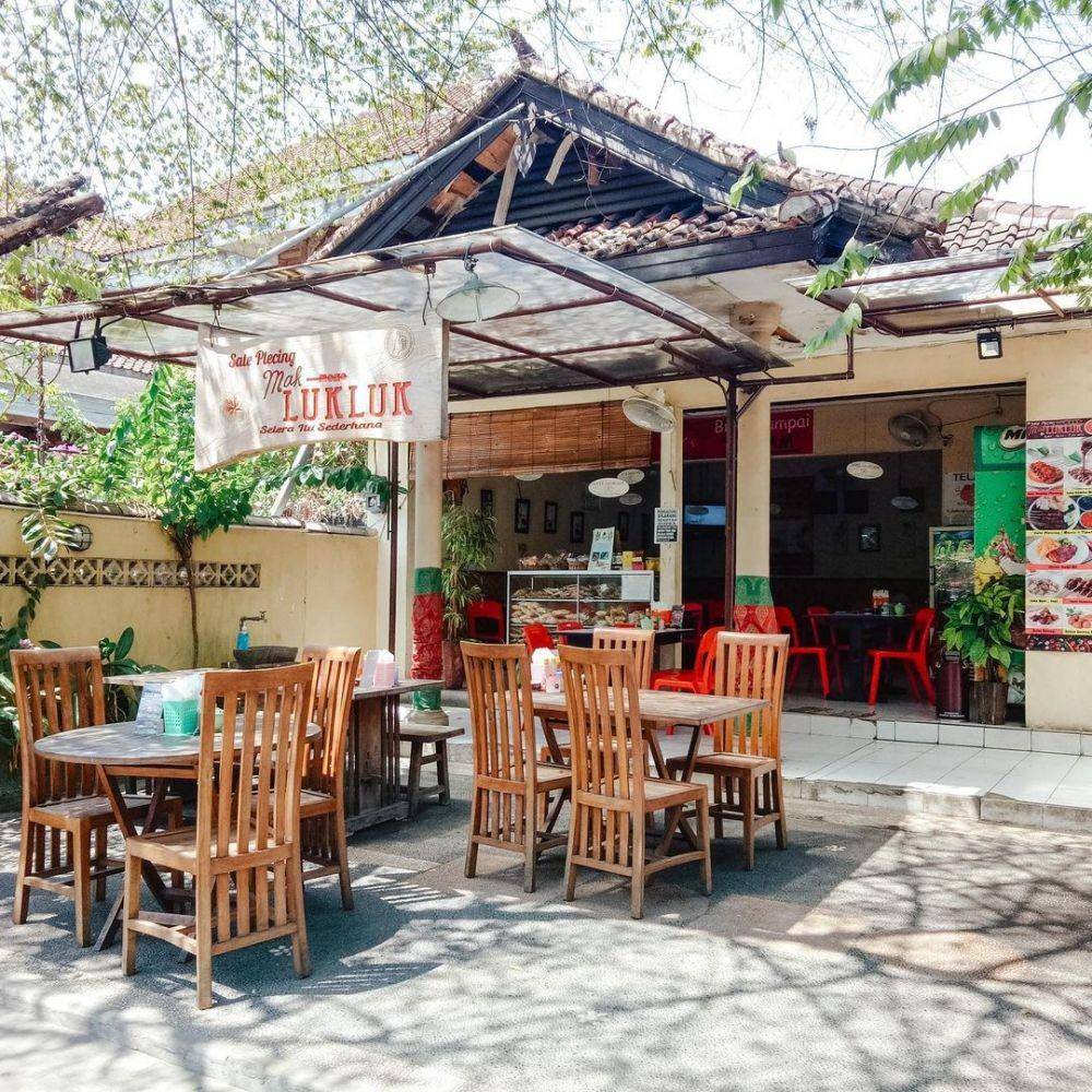 Sate Plecing Mak Lukluk (.instagram.com/satemaklukluk)