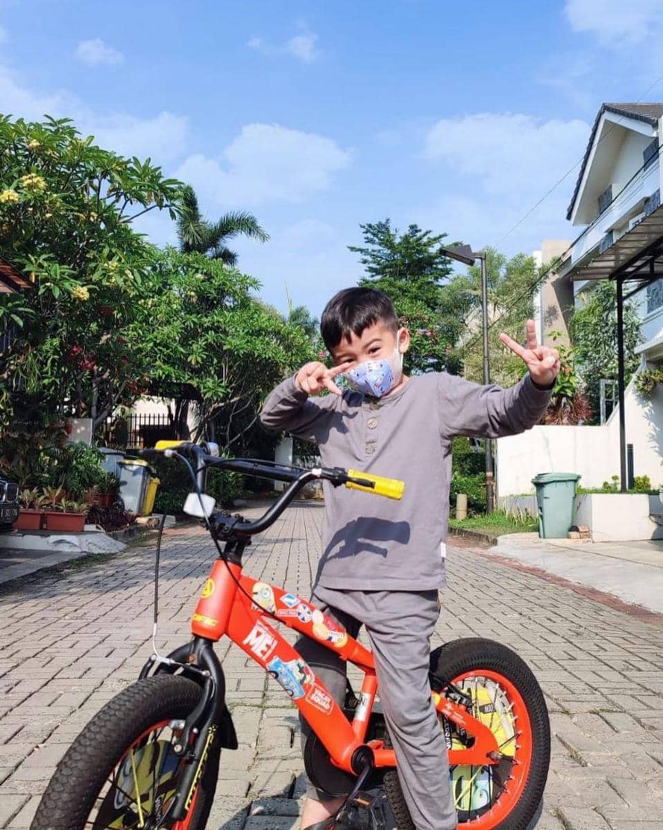 Muhammad Kanaka Ratinggang (instagram.com/kanakalundra)