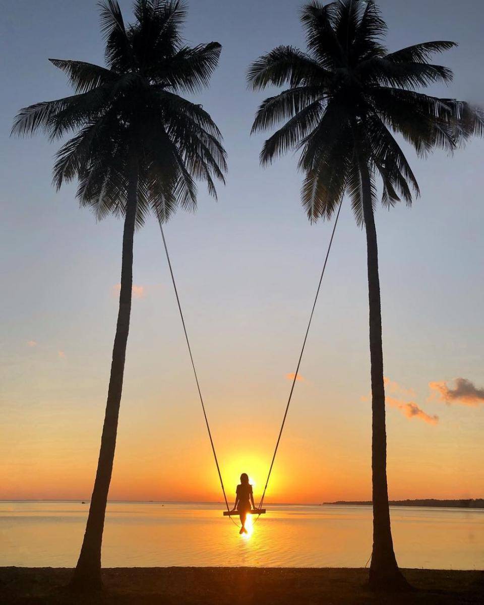 potret Pantai Sunari (instagram.com/shindyursula)