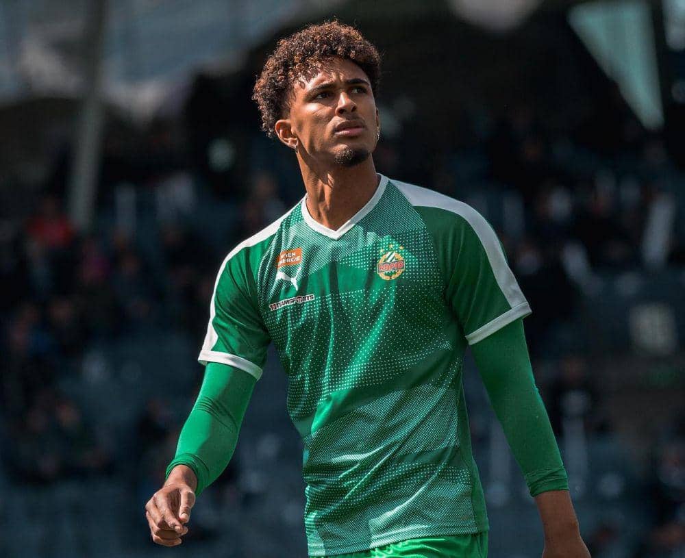 Emanuel Aiwu ketika masih berseragam Rapid Wien. (instagram.com/emanuel.aiwu)
