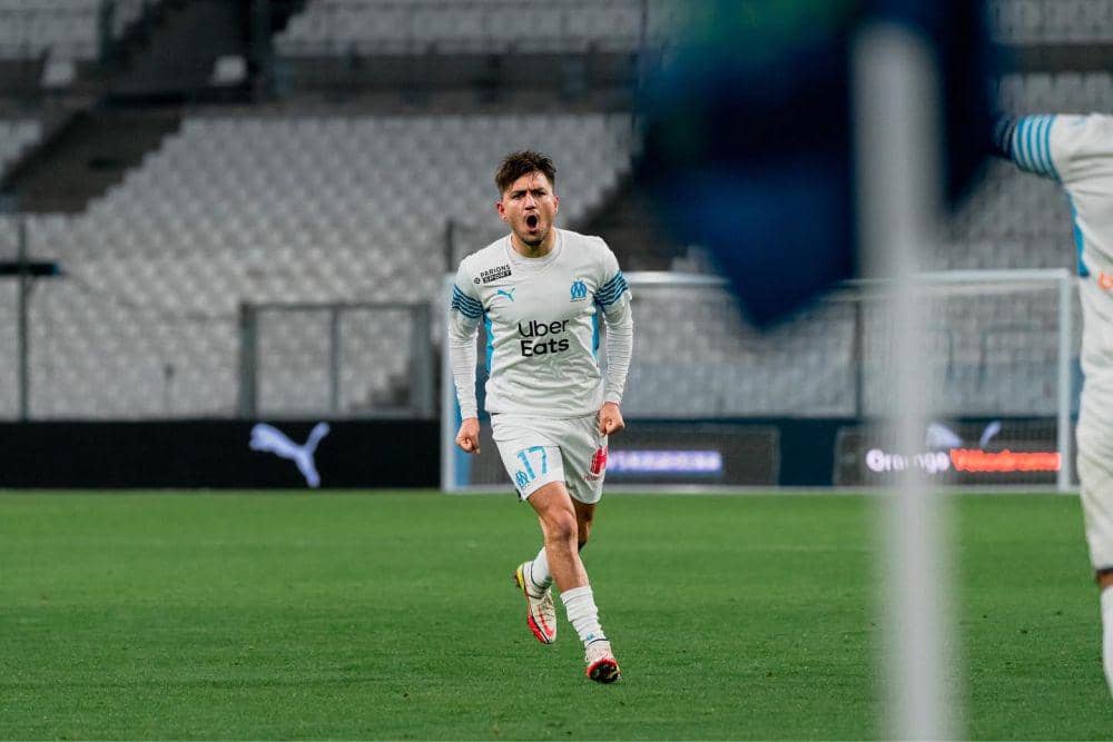 Cengiz Under (twitter.com/cengizunder)