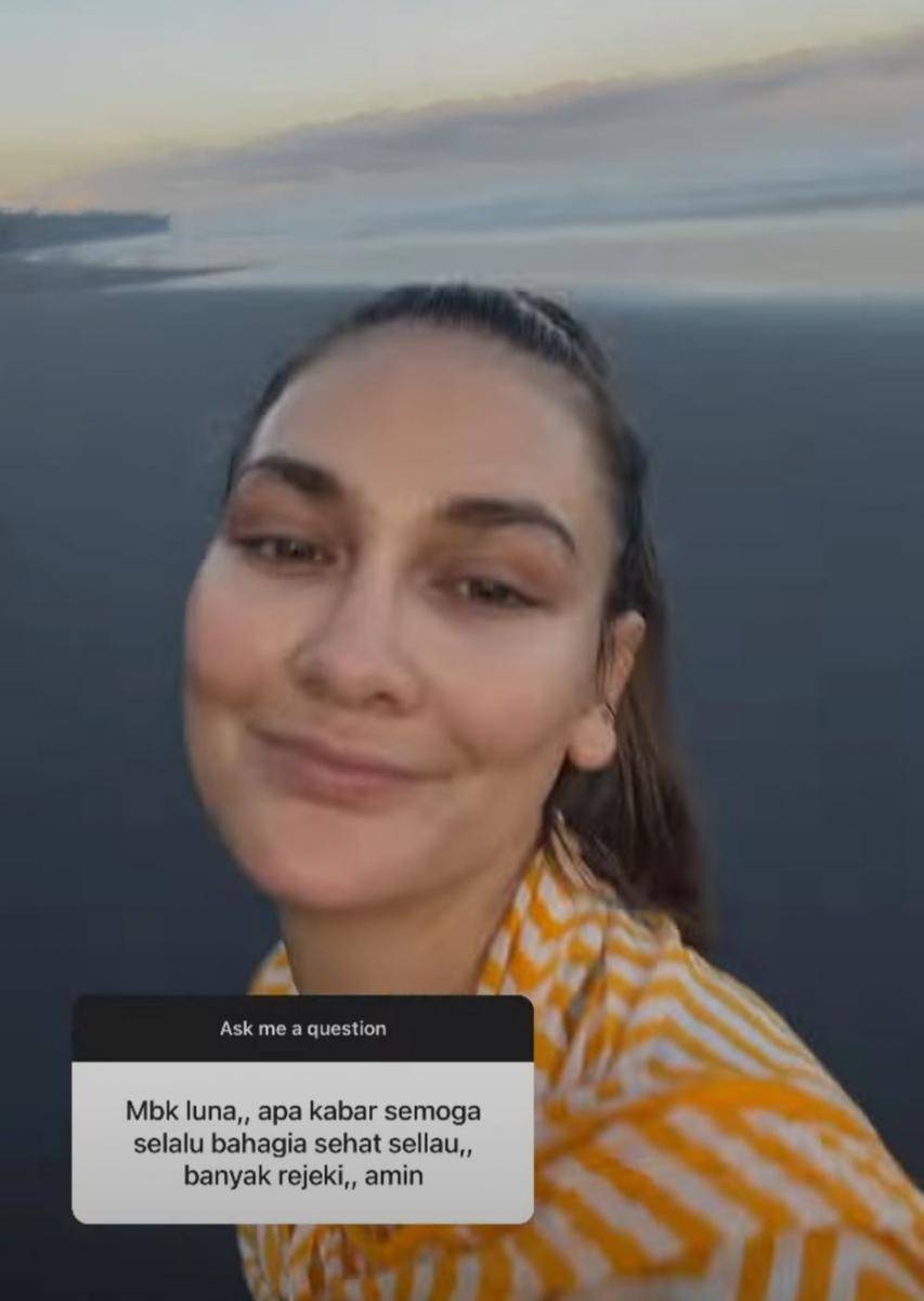 Luna Maya (instagram.com/lunamaya)