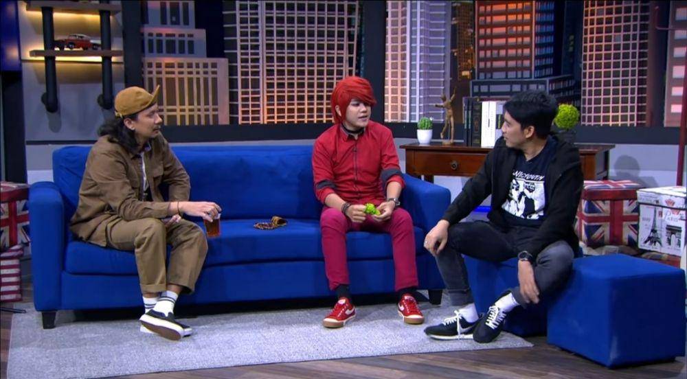 potret Pesulap Merah di acara tv dan podcast (youtube.com/TonightShowNet)