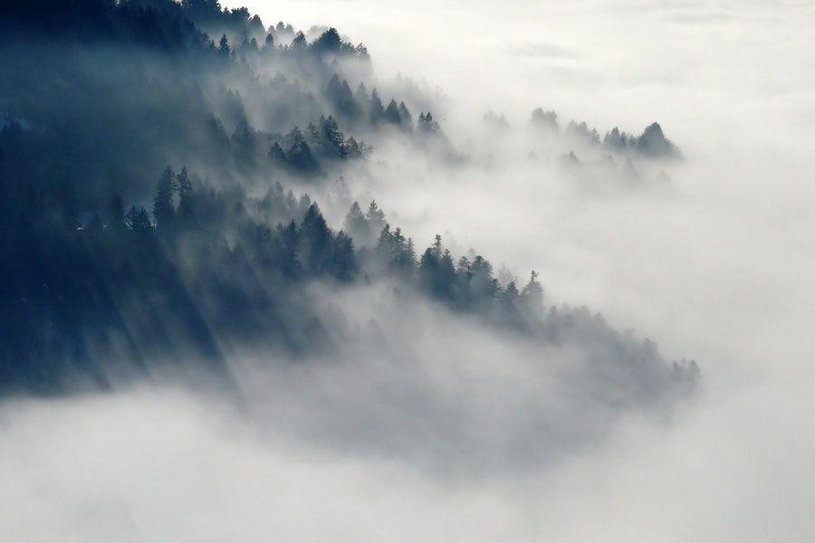 Awan Stratus: Ciri-Ciri, Proses Terbentuk, dan Efeknya