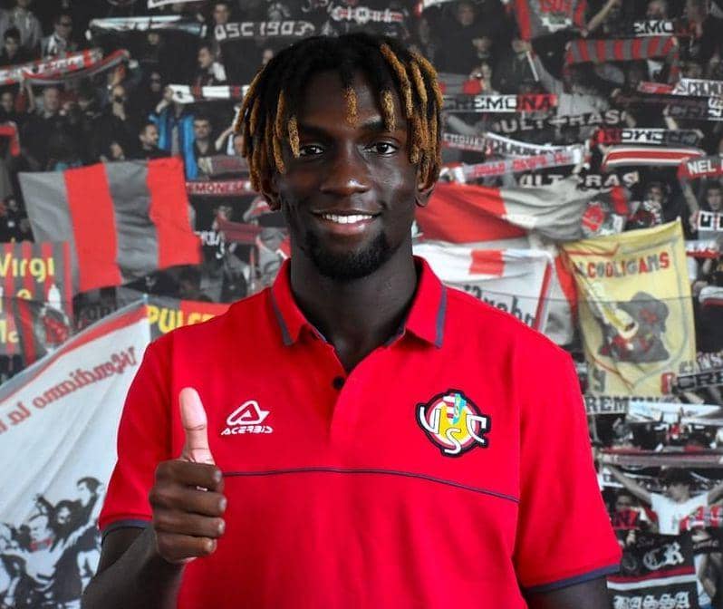 Cedric Tsadjout ketika bergabung dengan US Cremonese. (instagram.com/uscremonese)
