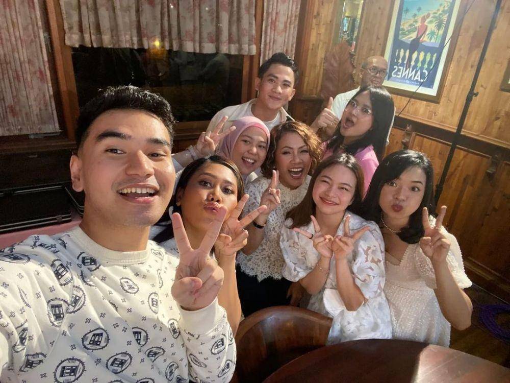 Tamu artis di ulang tahun Lesti Kejora (instagram.com/evi_masamba_real)