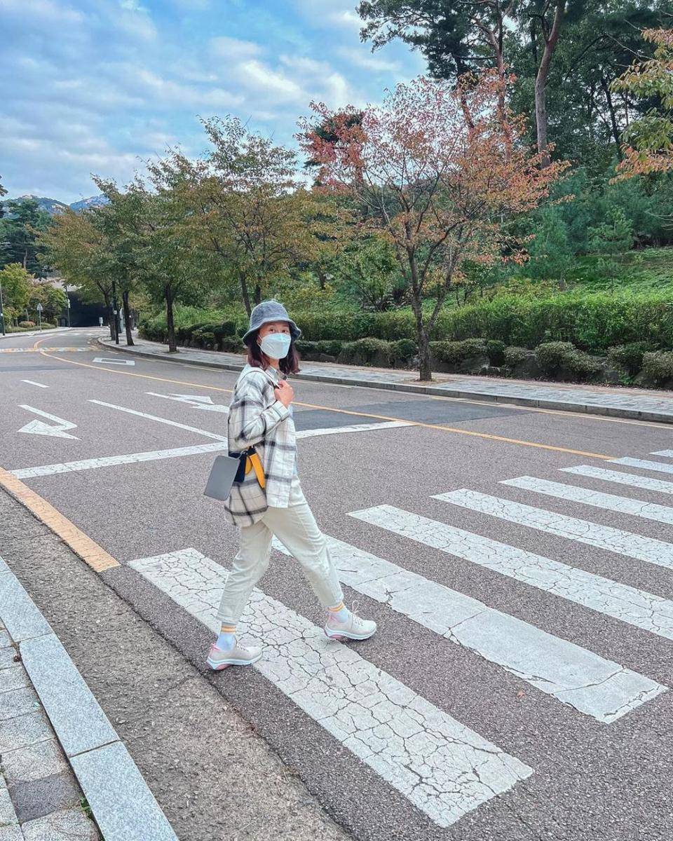 Outfit Mama Gina (instagram.com/ginasselvina)