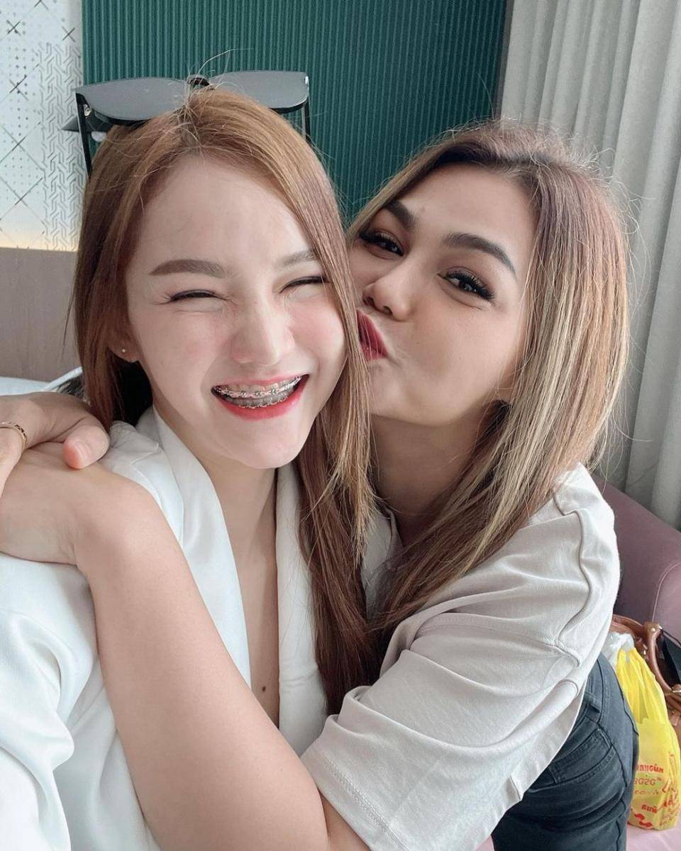 DJ Katty Butterfly Bersama Keluarga (instagram.com/dj_kattybutterfly36)