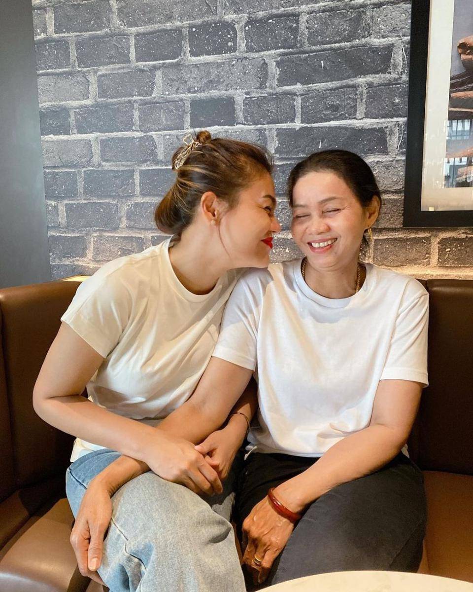 DJ Katty Butterfly Bersama Keluarga (instagram.com/dj_kattybutterfly36)