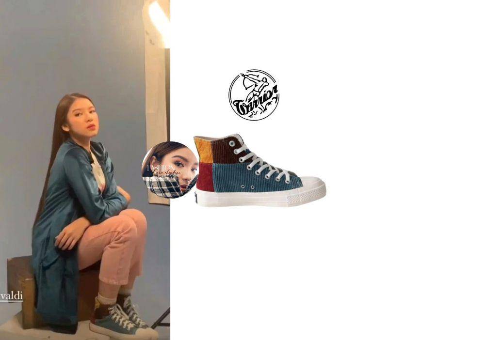 Tiara Andini memakai sepatu dari merk Warrior (instagram.com/fashion_tiaraaandini)